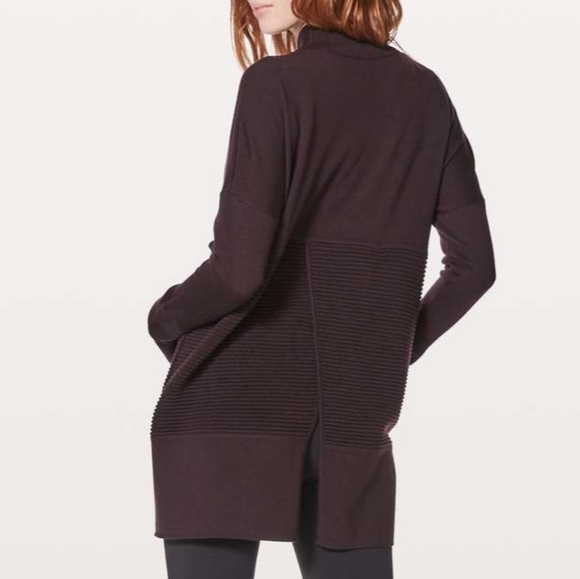 Lululemon Sit In Lotus Wrap II - Picture 2 of 9